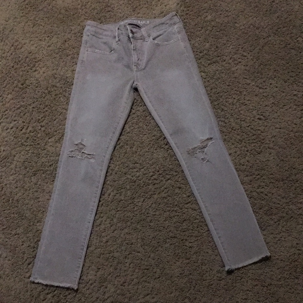 American Eagle Outfitters Super Super Stretch straight leg brown jeans Sz 4